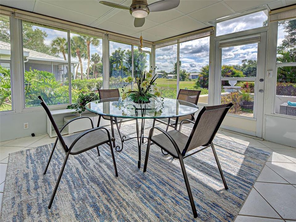 For Sale: $264,900 (2 beds, 2 baths, 1319 Square Feet)