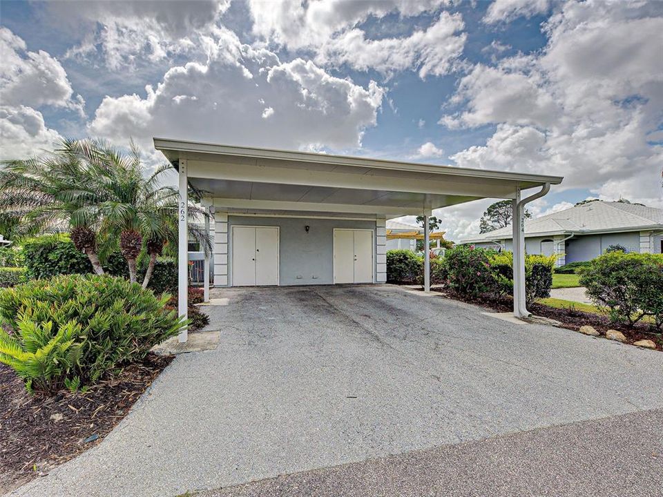 For Sale: $264,900 (2 beds, 2 baths, 1319 Square Feet)