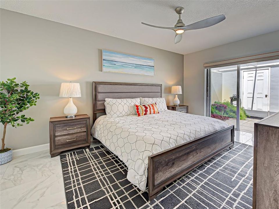 For Sale: $264,900 (2 beds, 2 baths, 1319 Square Feet)