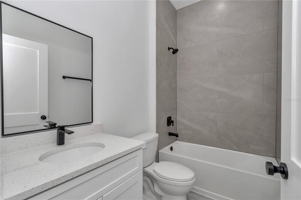 For Sale: $277,900 (3 beds, 2 baths, 1496 Square Feet)