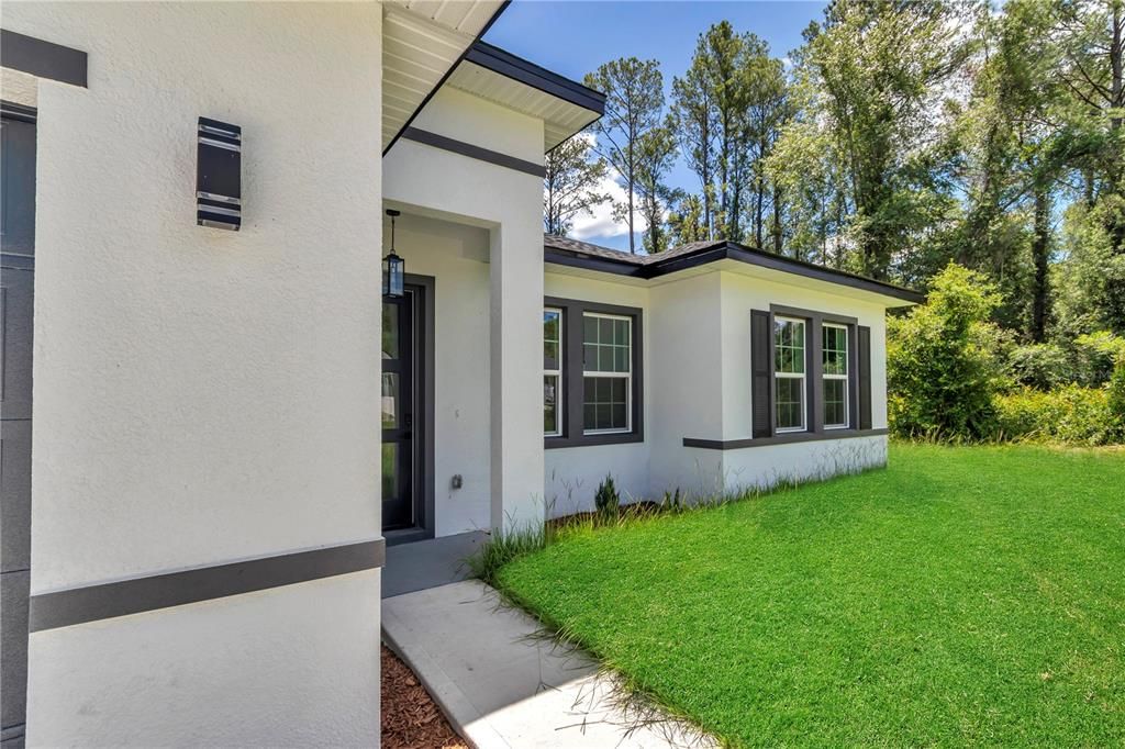 For Sale: $277,900 (3 beds, 2 baths, 1496 Square Feet)