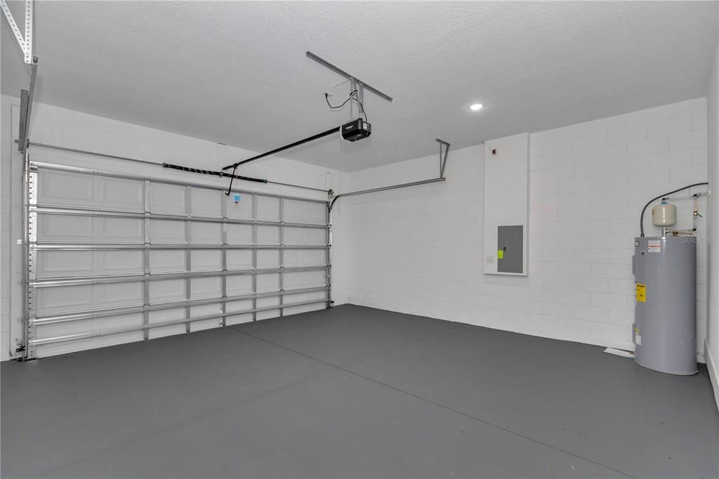 For Sale: $277,900 (3 beds, 2 baths, 1496 Square Feet)