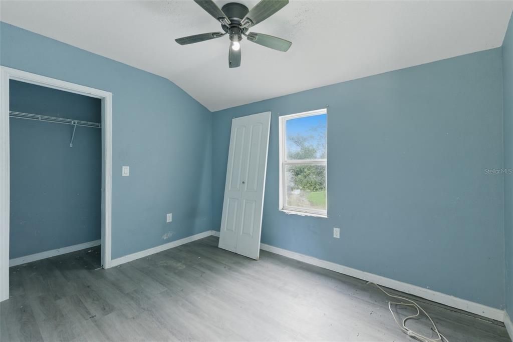 For Sale: $140,000 (3 beds, 1 baths, 1067 Square Feet)