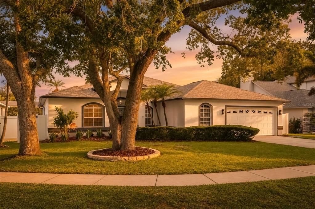 For Sale: $899,000 (4 beds, 3 baths, 2201 Square Feet)