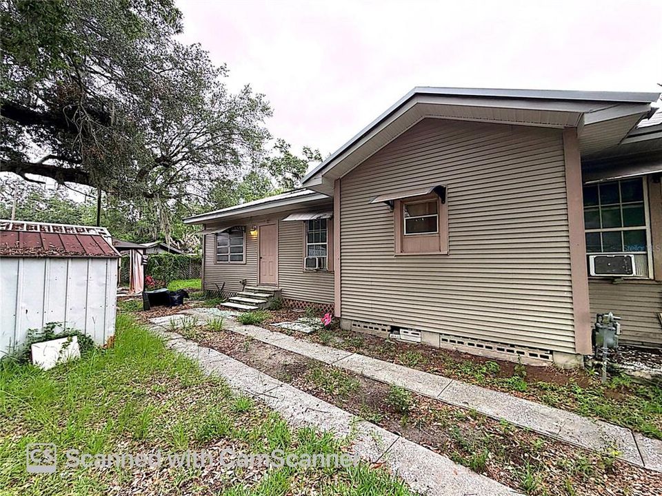 For Sale: $210,000 (3 beds, 2 baths, 1396 Square Feet)