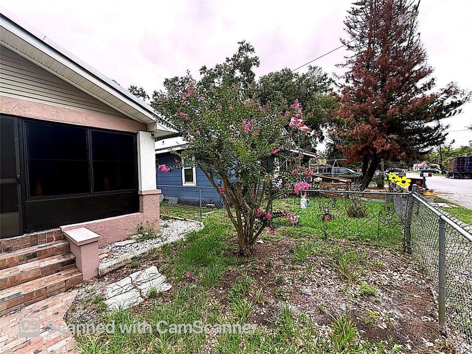 For Sale: $210,000 (3 beds, 2 baths, 1396 Square Feet)