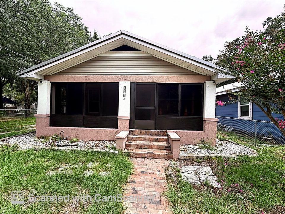 For Sale: $210,000 (3 beds, 2 baths, 1396 Square Feet)