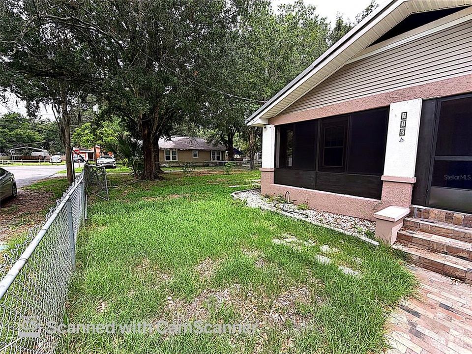 For Sale: $210,000 (3 beds, 2 baths, 1396 Square Feet)