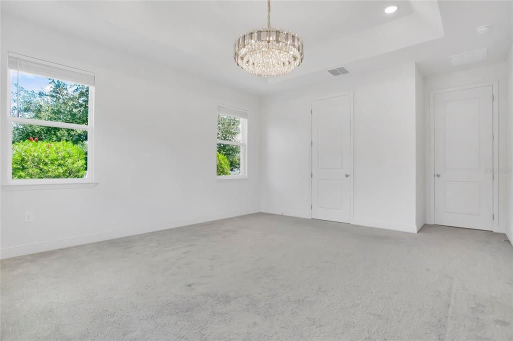 For Sale: $789,990 (4 beds, 3 baths, 2569 Square Feet)