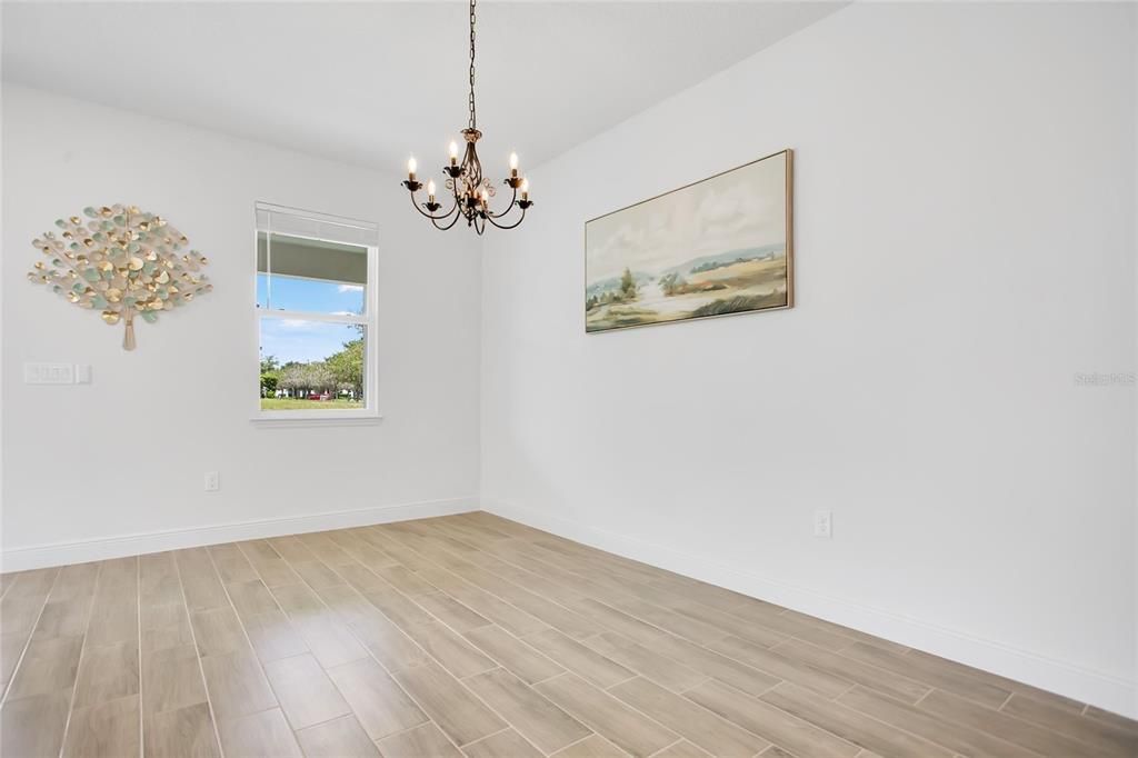 For Sale: $789,990 (4 beds, 3 baths, 2569 Square Feet)
