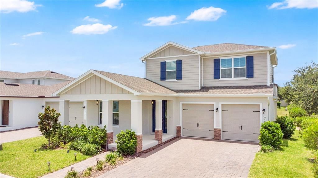For Sale: $789,990 (4 beds, 3 baths, 2569 Square Feet)