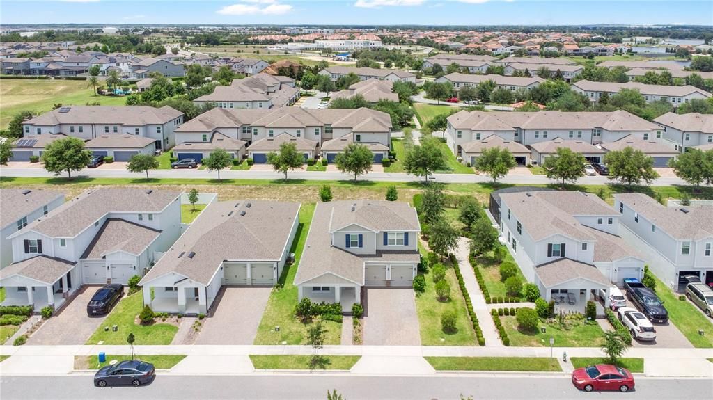 For Sale: $789,990 (4 beds, 3 baths, 2569 Square Feet)