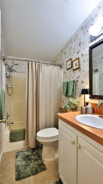 待售: $274,900 (2 贝兹, 2 浴室, 1269 平方英尺)