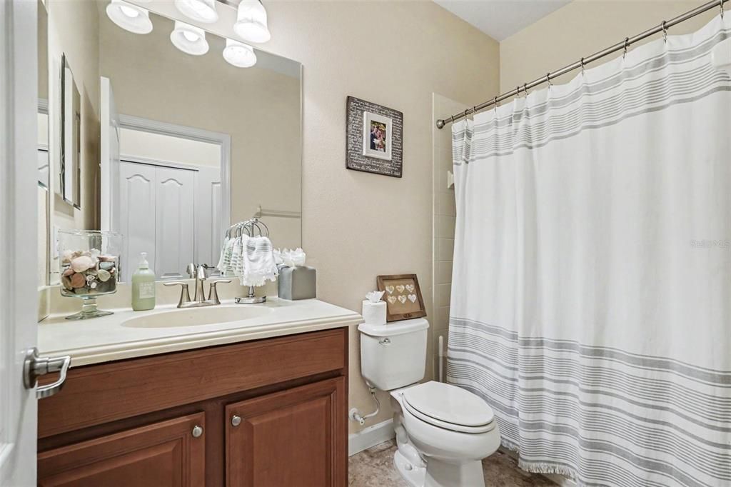 For Sale: $450,000 (4 beds, 3 baths, 2258 Square Feet)