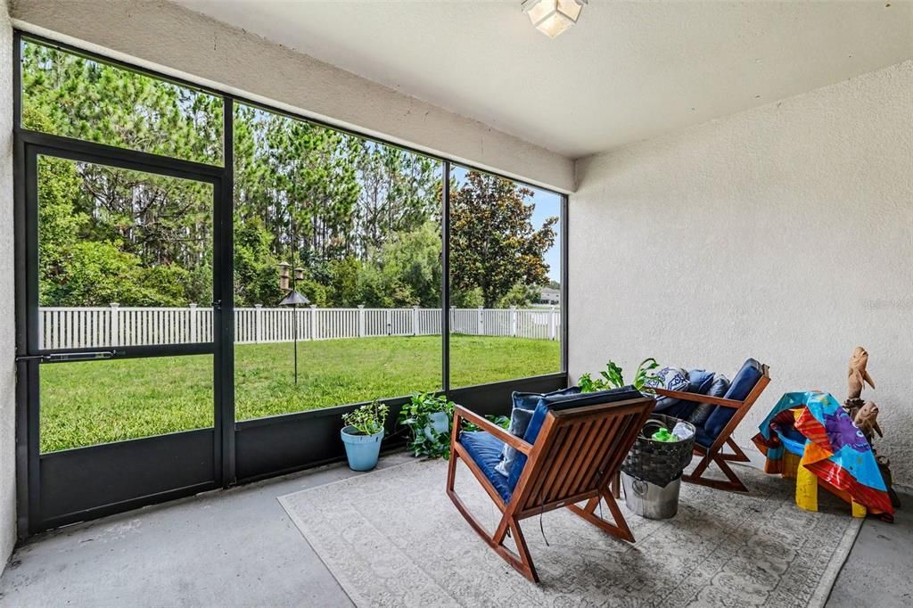 For Sale: $450,000 (4 beds, 3 baths, 2258 Square Feet)