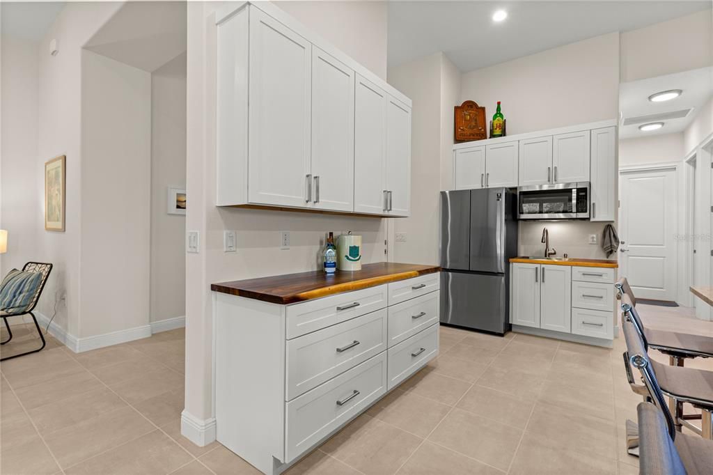 For Sale: $549,000 (4 beds, 3 baths, 2532 Square Feet)