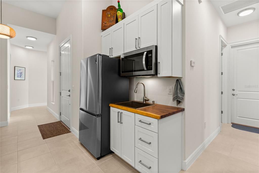 For Sale: $549,000 (4 beds, 3 baths, 2532 Square Feet)