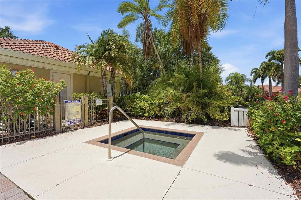 En Venta: $500,000 (2 camas, 2 baños, 1903 Pies cuadrados)