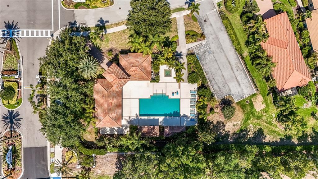 En Venta: $500,000 (2 camas, 2 baños, 1903 Pies cuadrados)
