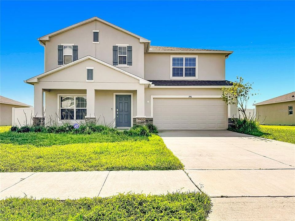 For Sale: $470,000 (6 beds, 5 baths, 3003 Square Feet)