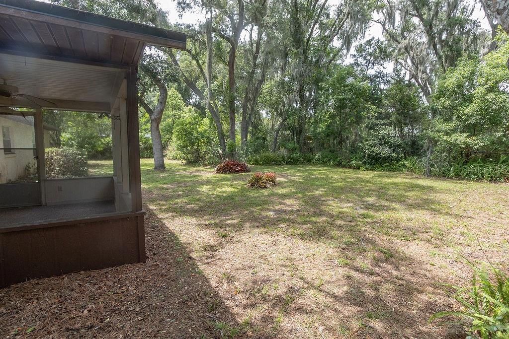 For Rent: $1,950 (2 beds, 2 baths, 1323 Square Feet)