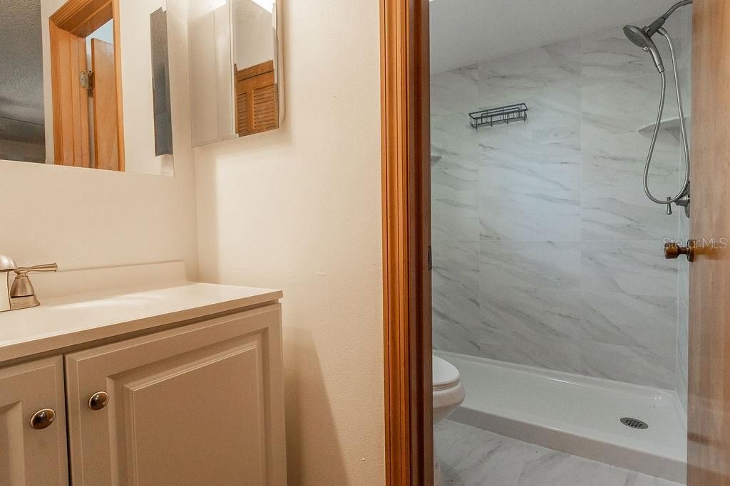 For Rent: $1,950 (2 beds, 2 baths, 1323 Square Feet)