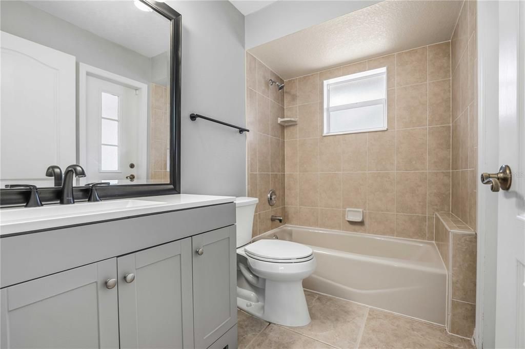 For Sale: $419,000 (3 beds, 2 baths, 1939 Square Feet)