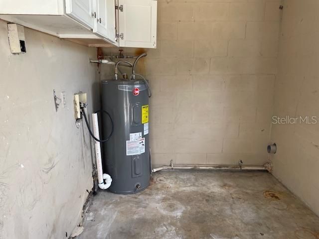 For Rent: $1,950 (3 beds, 1 baths, 1080 Square Feet)
