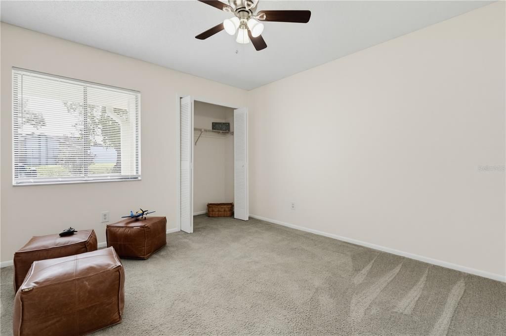 待售: $415,000 (3 贝兹, 2 浴室, 1596 平方英尺)