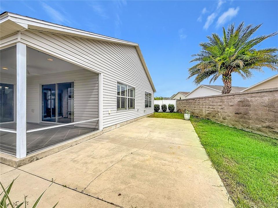 For Sale: $395,000 (3 beds, 2 baths, 1597 Square Feet)