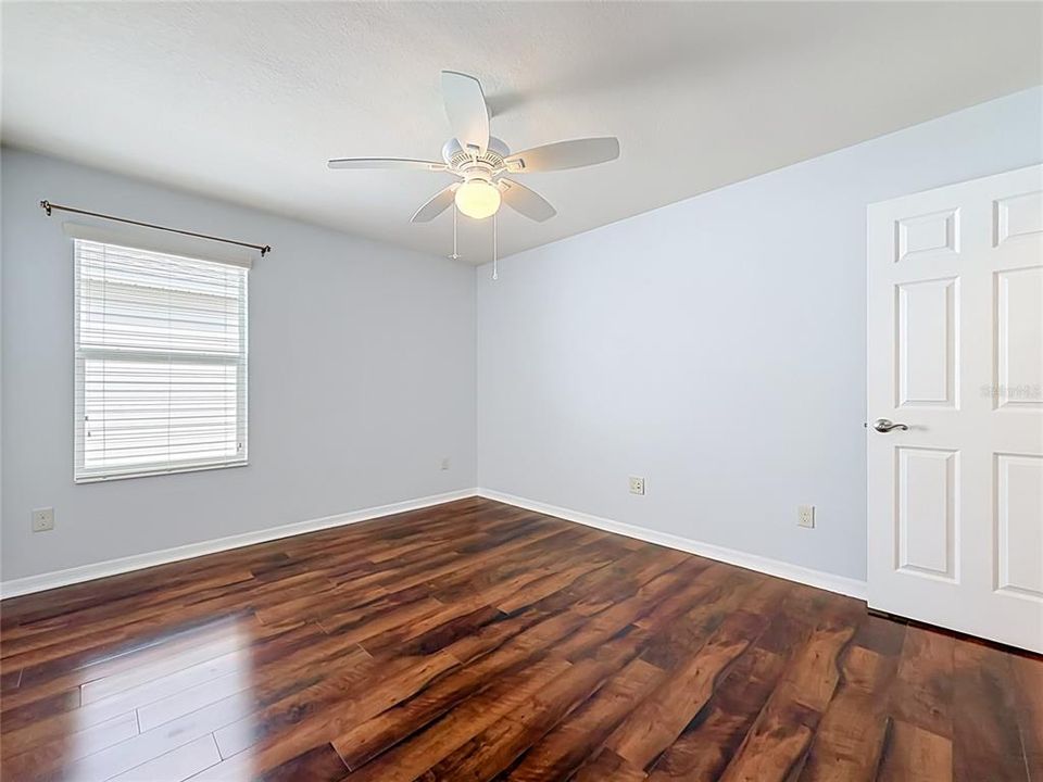 For Sale: $395,000 (3 beds, 2 baths, 1597 Square Feet)