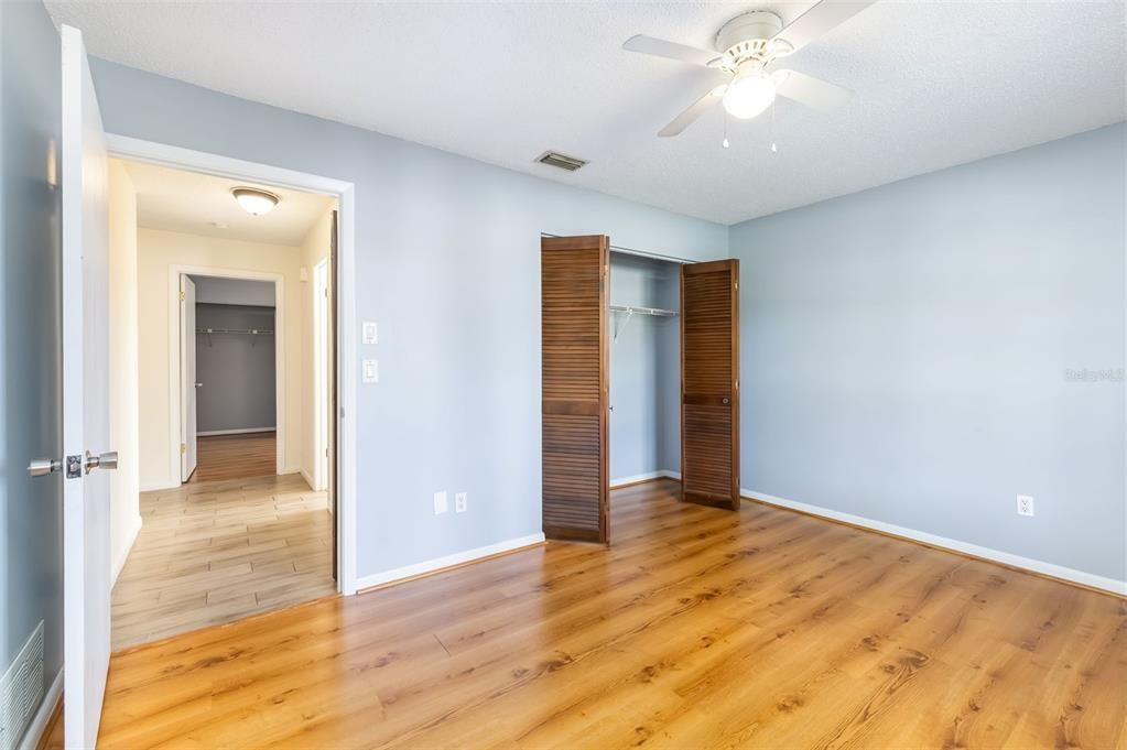 For Sale: $279,000 (3 beds, 2 baths, 2019 Square Feet)