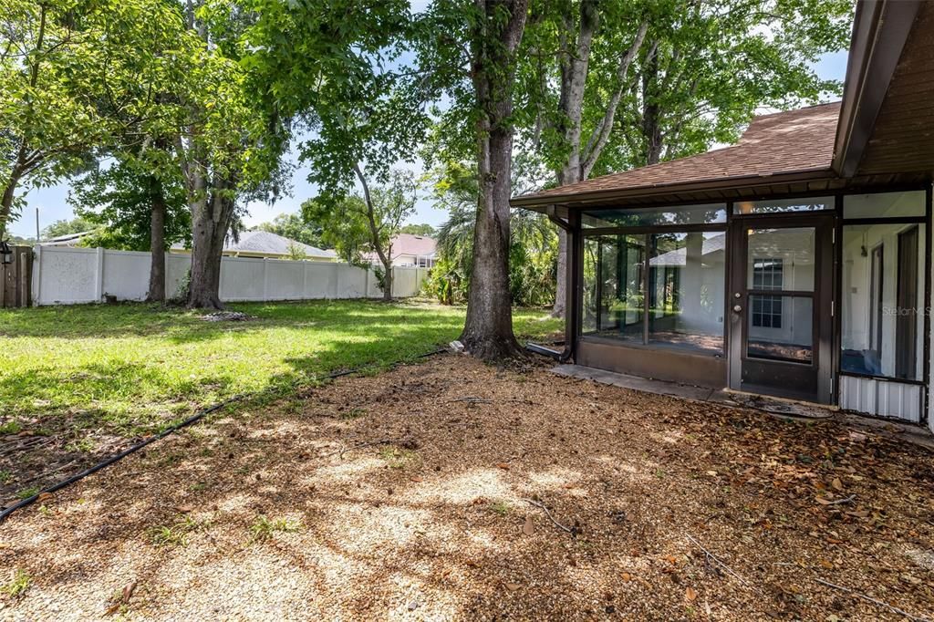 For Sale: $279,000 (3 beds, 2 baths, 2019 Square Feet)