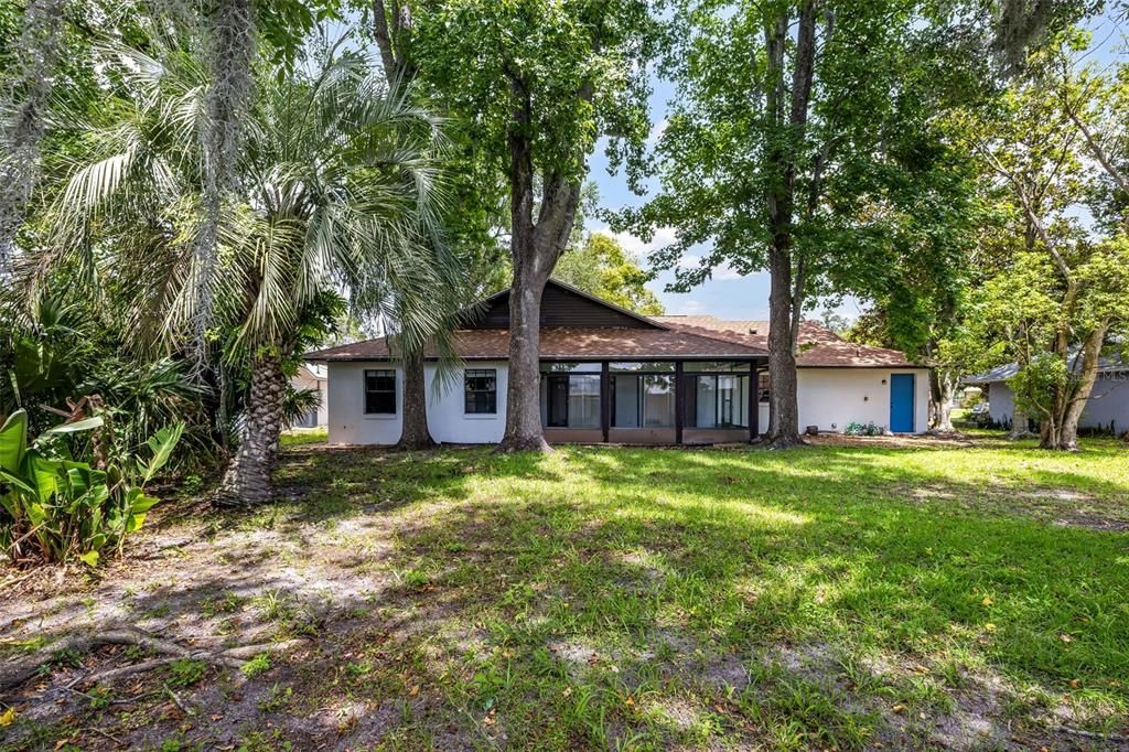 For Sale: $279,000 (3 beds, 2 baths, 2019 Square Feet)
