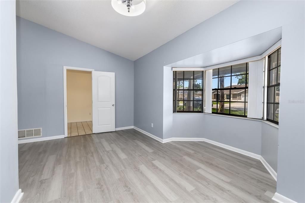 For Sale: $279,000 (3 beds, 2 baths, 2019 Square Feet)