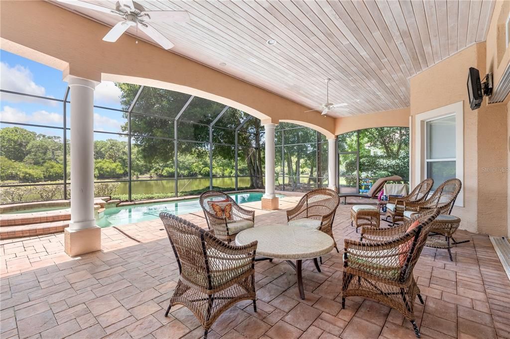 For Sale: $1,295,000 (3 beds, 3 baths, 3830 Square Feet)