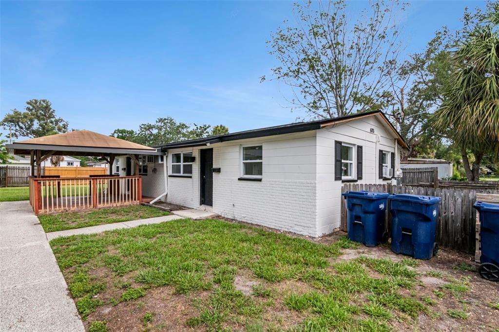 For Sale: $585,000 (8 beds, 0 baths, 2268 Square Feet)