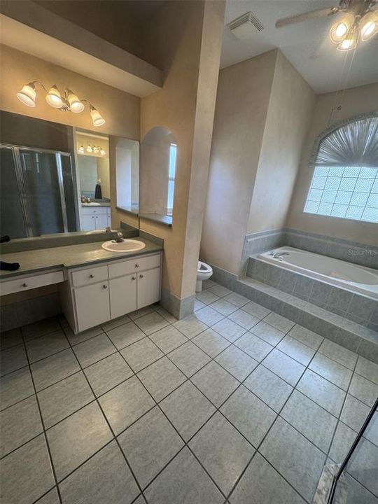 For Sale: $337,500 (4 beds, 2 baths, 2124 Square Feet)