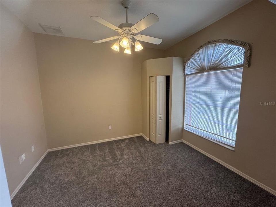 For Sale: $337,500 (4 beds, 2 baths, 2124 Square Feet)