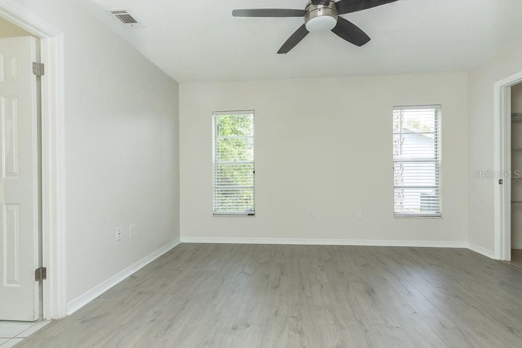 В аренду: $1,875 (3 спален, 2 ванн, 1183 Квадратных фут)