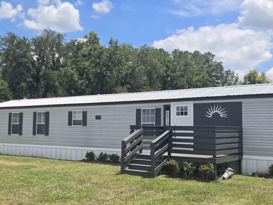 For Sale: $248,300 (3 beds, 2 baths, 1216 Square Feet)