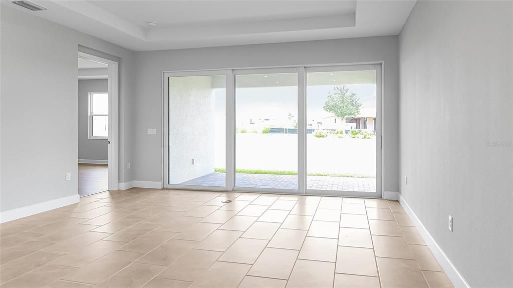 En Venta: $449,990 (3 camas, 2 baños, 1724 Pies cuadrados)