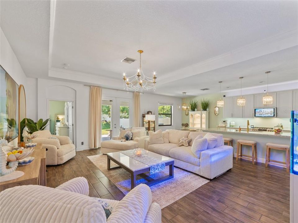 En Venta: $539,000 (4 camas, 3 baños, 2990 Pies cuadrados)