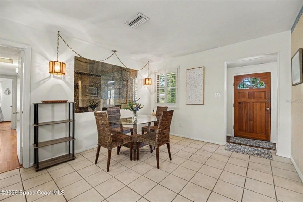 En Venta: $219,000 (2 camas, 1 baños, 1012 Pies cuadrados)