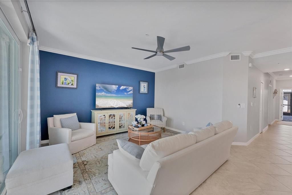 For Rent: $6,500 (2 beds, 2 baths, 1366 Square Feet)