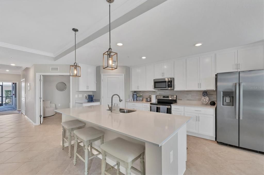 For Rent: $6,500 (2 beds, 2 baths, 1366 Square Feet)
