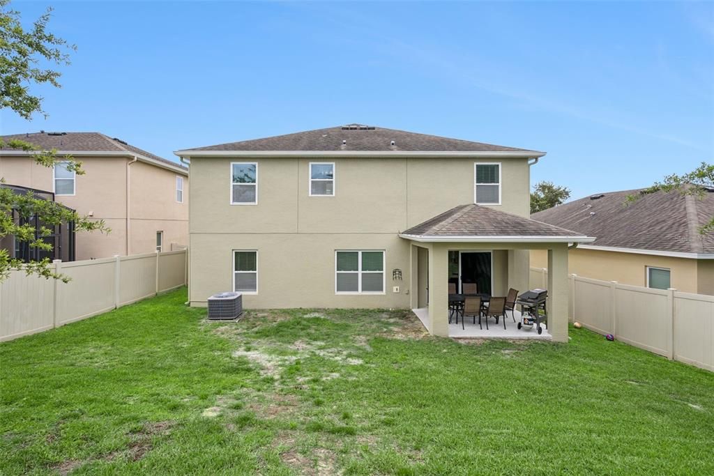 En Venta: $569,000 (6 camas, 3 baños, 3298 Pies cuadrados)