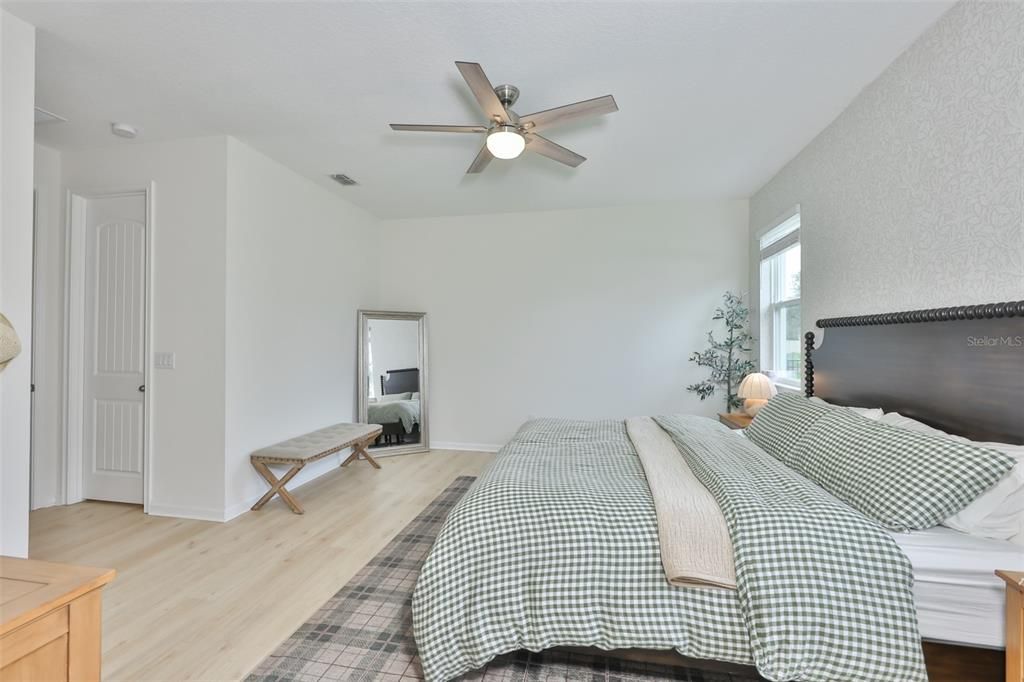 For Sale: $465,000 (3 beds, 2 baths, 2208 Square Feet)