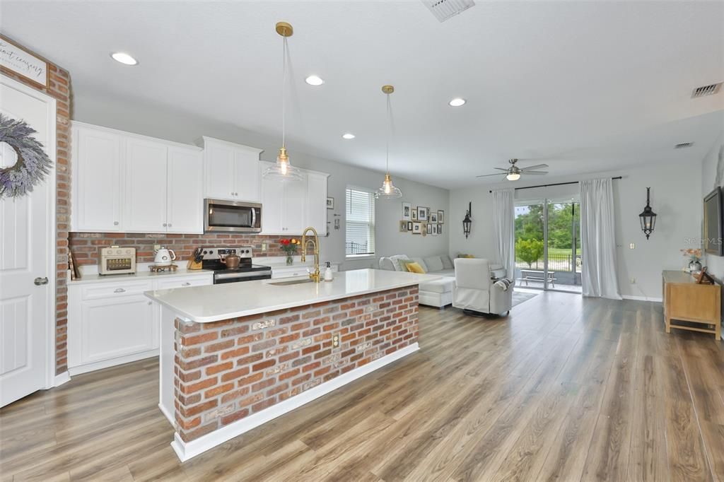 For Sale: $465,000 (3 beds, 2 baths, 2208 Square Feet)