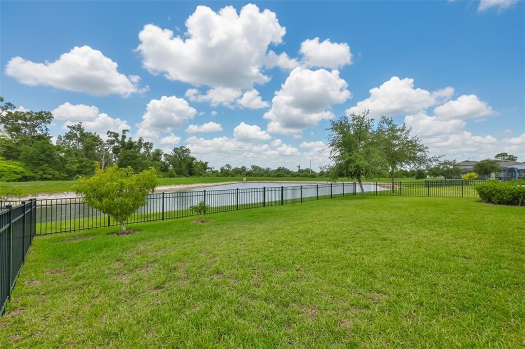 For Sale: $465,000 (3 beds, 2 baths, 2208 Square Feet)